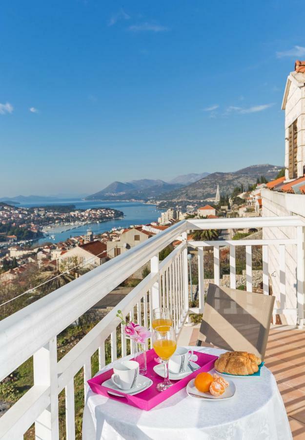 Inat Hotel Dubrovnik Buitenkant foto